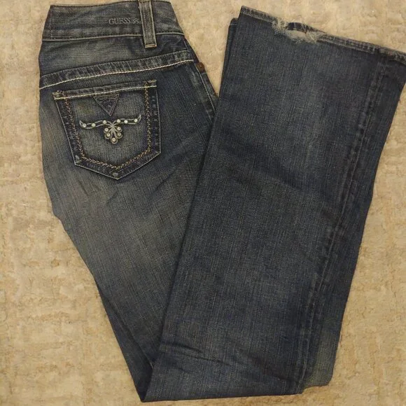 Vintage Guess Premium dark washed low rise flared jeans size 26 Made in USA - Picture 15 of 16